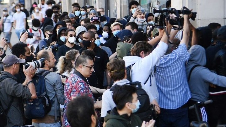 WHAT SOCIAL DISTANCING? Hundreds of Nike customers cause doorway crush barging into reopened store